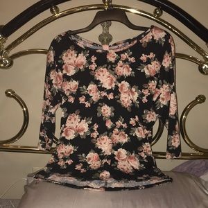 Flowered top from Rue 21